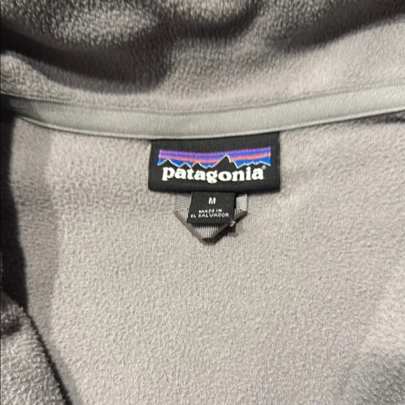 Patagonia Women's Gray Fleece Jacket- size medium - Picture 5 of 6